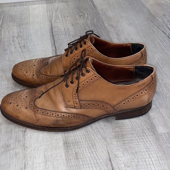 HUGO BOSS Brown Men Wingtip Leather Derby Dress Shoes